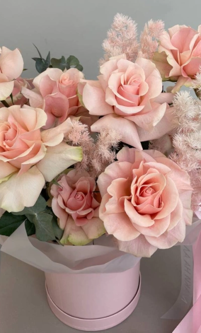 Композиция в шляпной коробке Розовое настроение