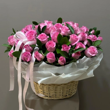 Композиция из кенийских роз «Розовое облако»
