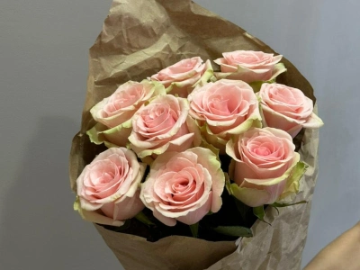 монобукет из 9 нежных роз