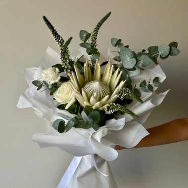 Сборный букет «Снежный король»