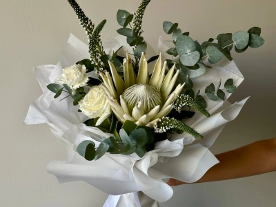 Сборный букет «Снежный король»