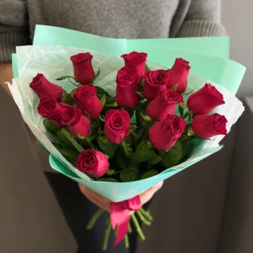 Букет кенийских роз «красная страсть»