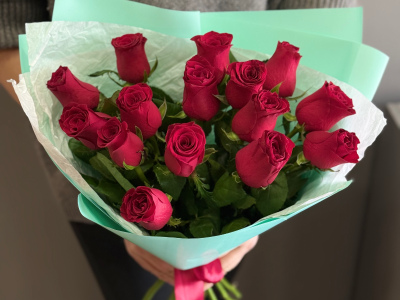 Букет кенийских роз «красная страсть»