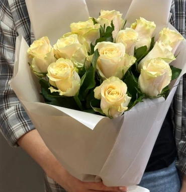 Букет кенийских роз «Белые невесты»