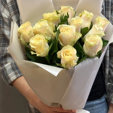 Букет кенийских роз «Белые невесты»