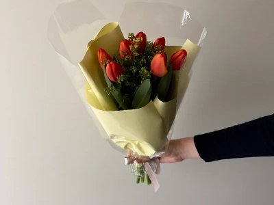 Букет с тюльпанами «закат»