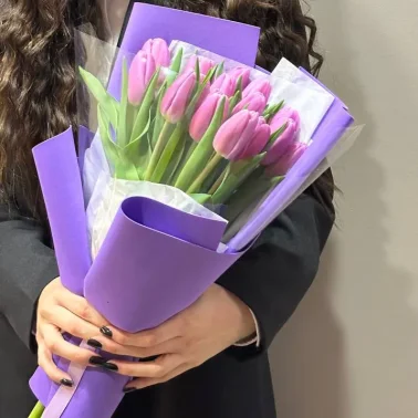 Букет с тюльпанами «Розовый сюрприз»
