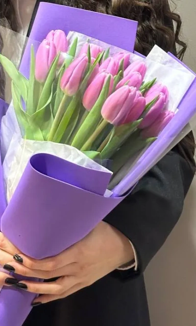 Букет с тюльпанами «Розовый сюрприз»