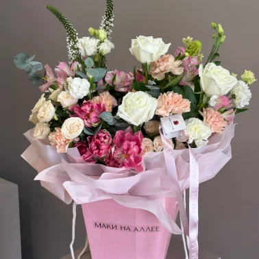 Сборная композиция в коробке